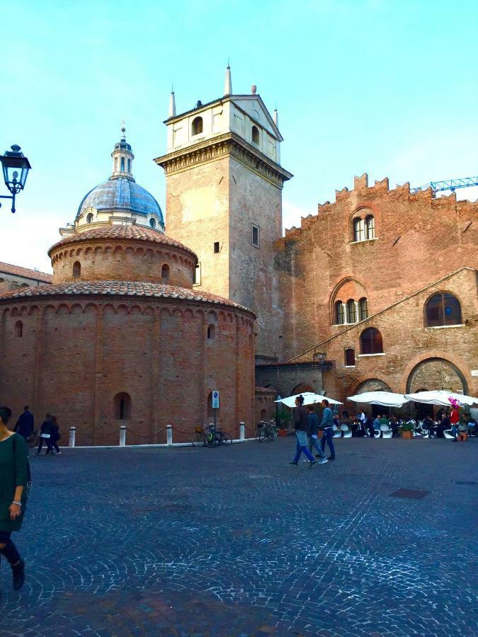 Residenza Virgiliana Suite Con Terrazza-Centro Storico Mantua Exterior foto